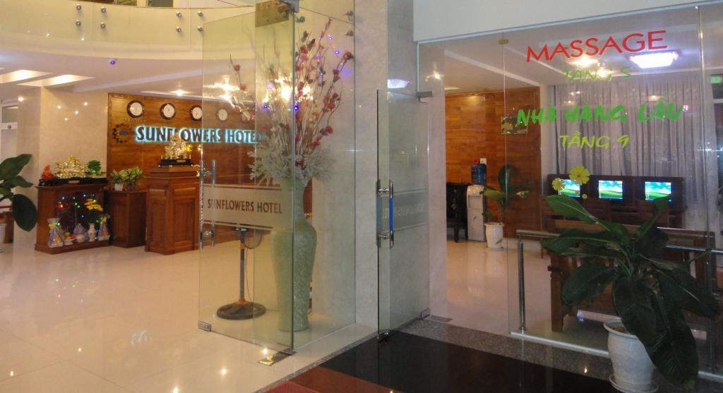Hoang Yen Canary Hotel Quy Nhon Esterno foto
