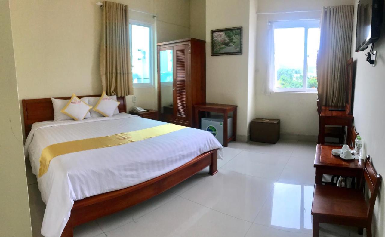 Hoang Yen Canary Hotel Quy Nhon Esterno foto